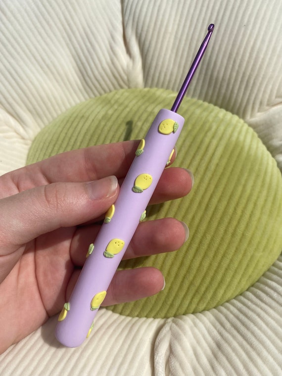 MADE TO ORDER Purple Strawberry Crochet Hook Custom Crochet Hooks Polymer  Clay Crochet Hooks Cute Crochet Hook Purple Crochet Hook 