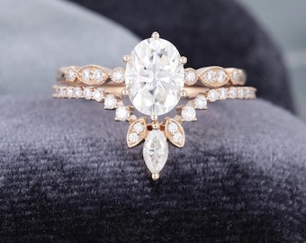 Oval Cut Moissanite Engagement Ring Set, 14K Solid Rose Gold Vintage Bridal Ring, Curved Band, Anniversary Gift