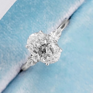 Oval Moissanite Wedding Ring 14K White Gold Anniversary Ring Three Stone Engagement Ring Diamond Ring Promise Ring Anniversary Gift for Her