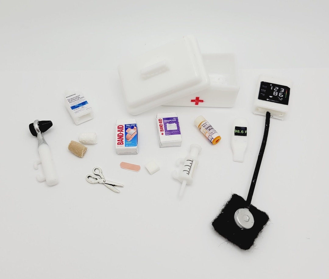 Miniature First Aid Kit/dollhouse Medicine Chest/micro Doctor Supplies ...