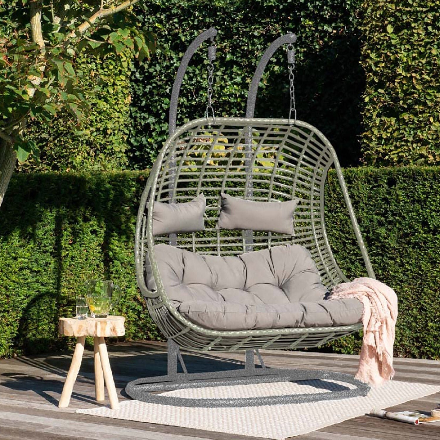 Double hanging basket chair deals