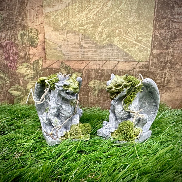 Multi-Scale or 1:12 Gargoyle Statue Dollhouse Miniature-Haunted Mansion Decoration-Scary Creepy Diorama Sculpture- Medieval, Gothic Art-