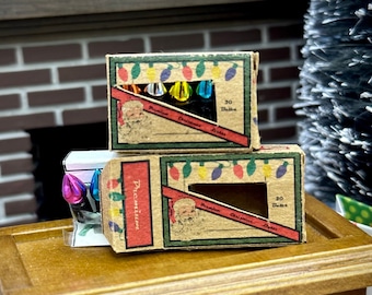 1:12 Vintage Christmas Lights Dollhouse Miniature- Holiday Decorations- Tiny Santa Festive Diorama Display-