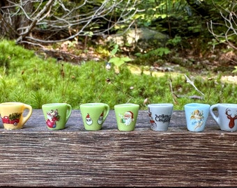 1:12 Christmas, Holiday, and Winter Coffee Mug Dollhouse Miniature- Santa and Deer cups for tiny kitchens and dioramas