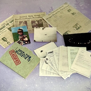1:12 Operation Majestic 12 Mystery Dollhouse Miniature File- UFO/UAP paranormal investigations- Roswell Scale Model- Area 51 Alien diorama-