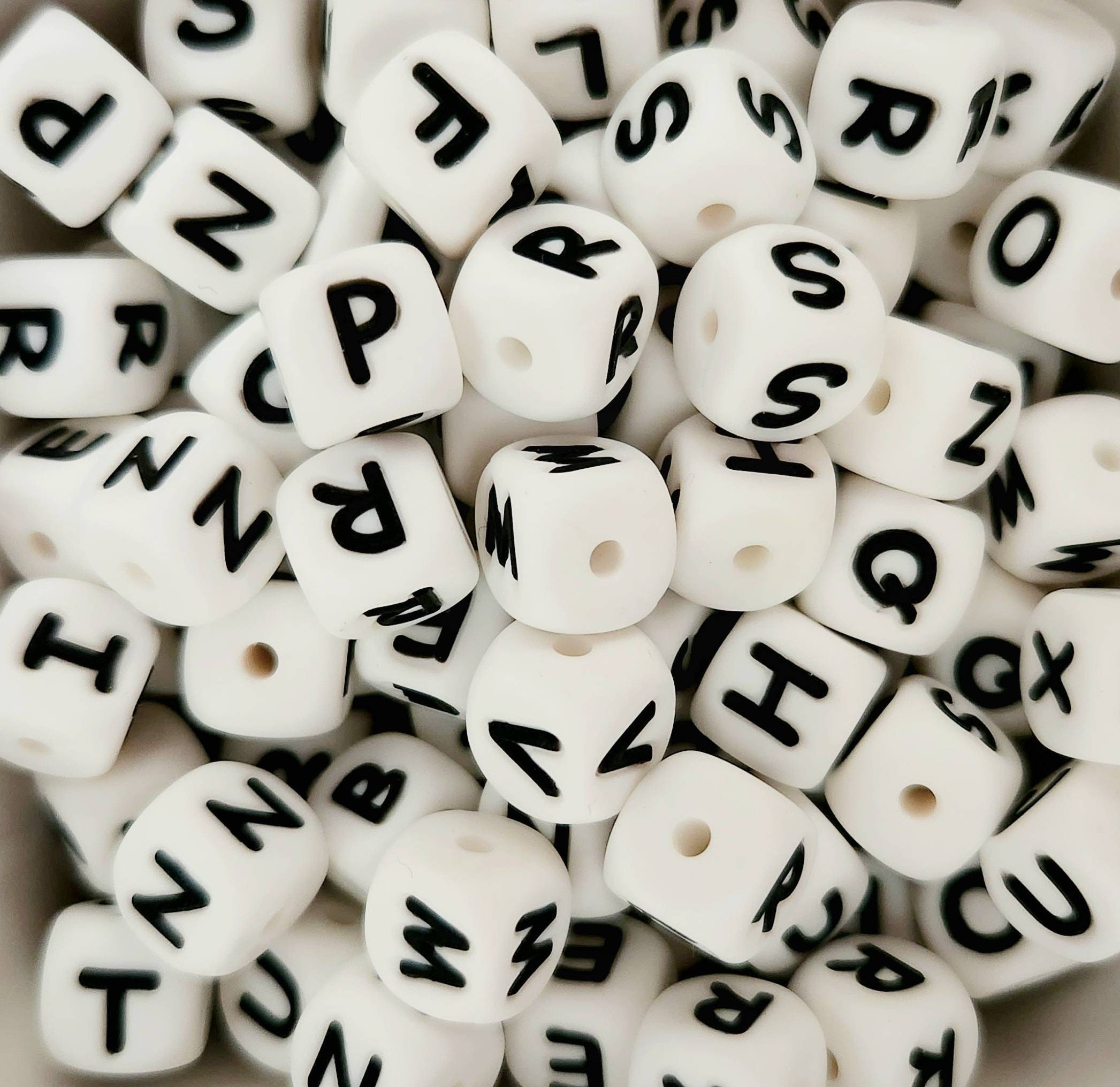 1197SV052WT – 10mm Alphabet Beads – Black / White Letters – 1/4 Lb Value  Pack