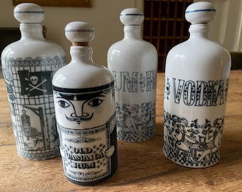 Vintage Old Oak Rum Limbo Drummer Bottle // Original Yellow