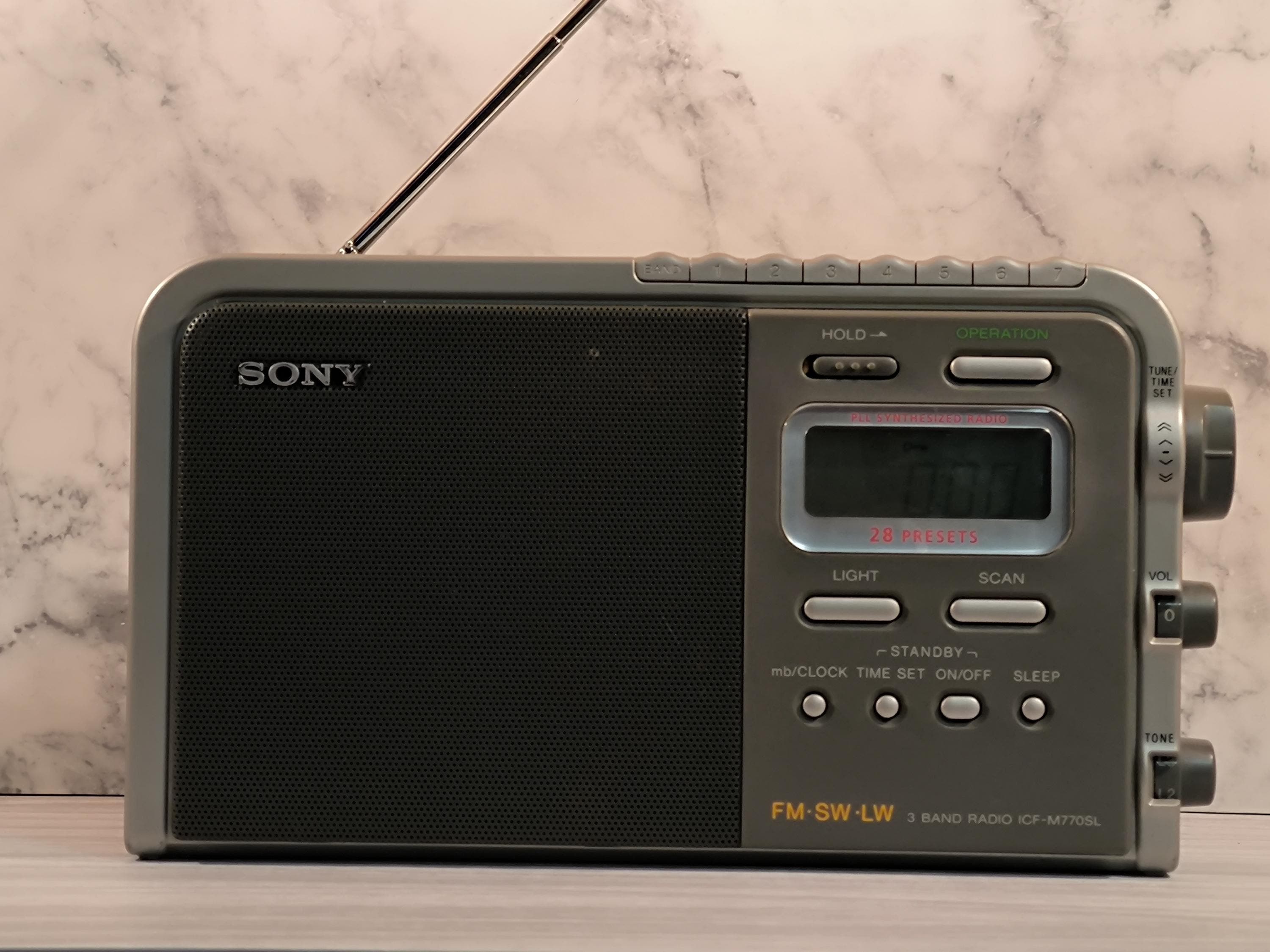 Radio Portable Sony ICF-M770SL - 3 Bandes FM/SW/LW, PLL Synthesized - Fonctionne