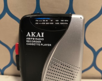 Walkman Stereo Cassette Recorder Radio Akai