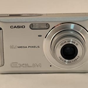 Casio Digital Camera 10.1 Mega Pixels - Etsy