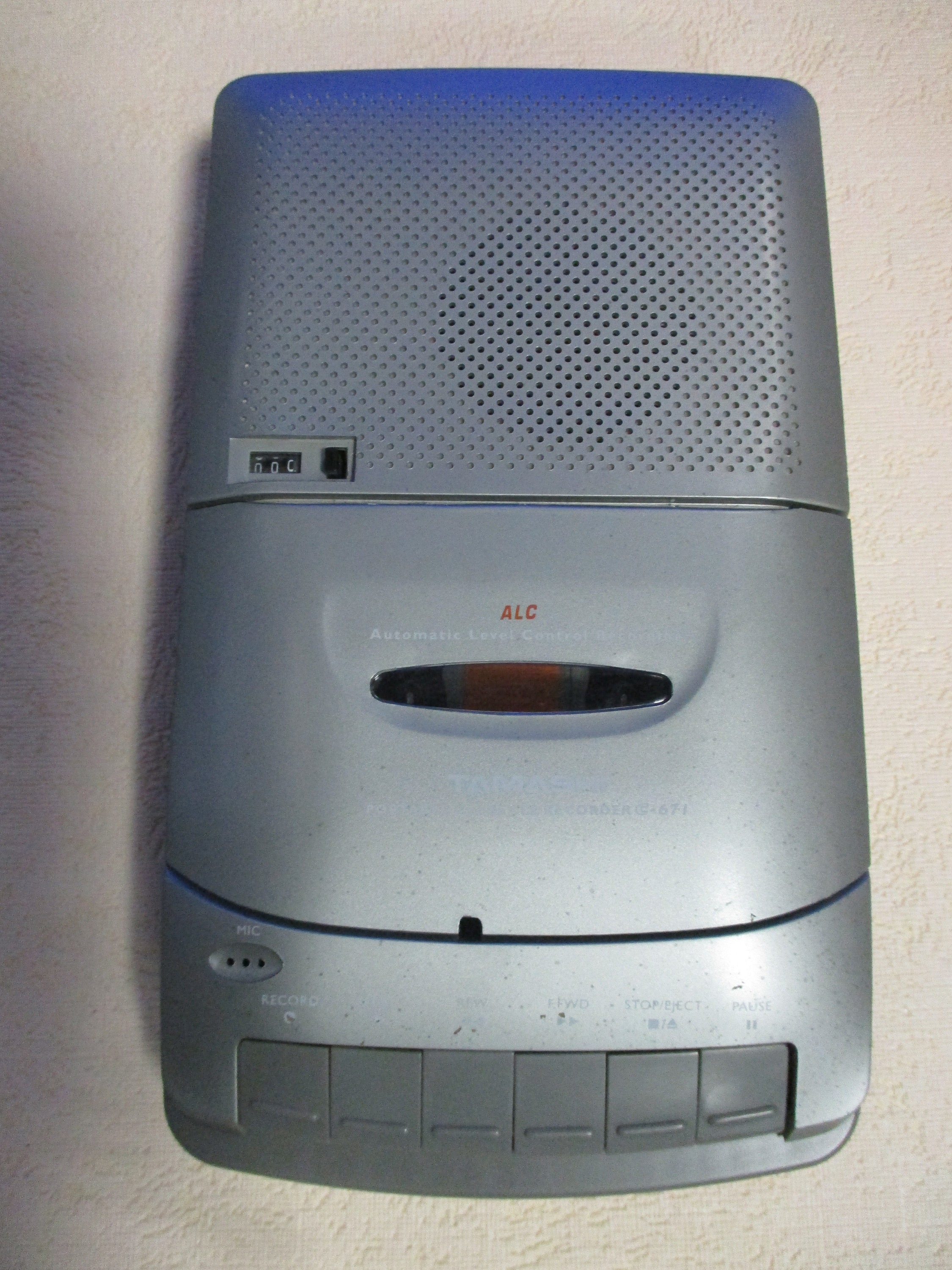 Magnétophone lecteur cassette audio K7 TAMASHI C671 bon