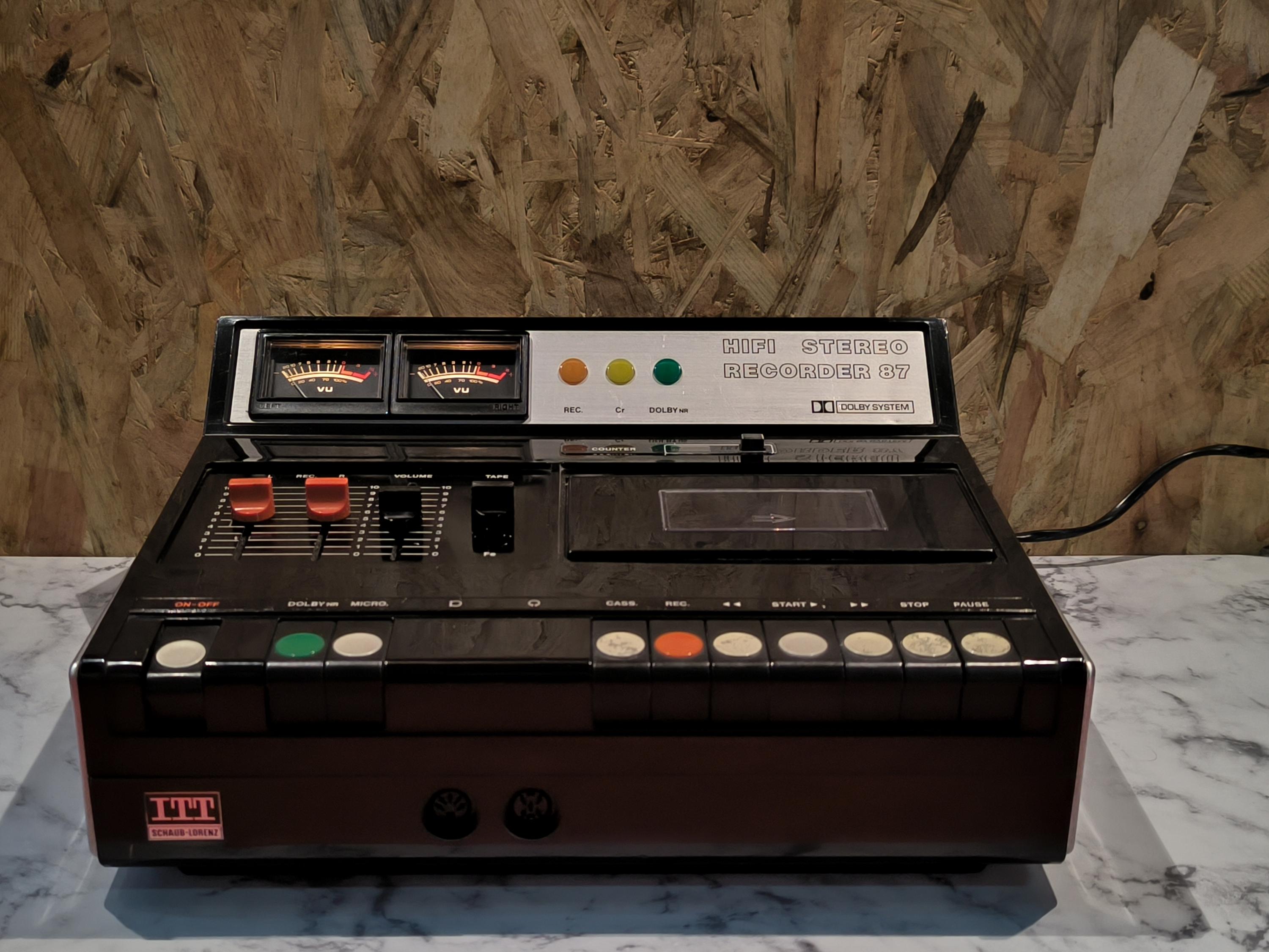 Suhaub Lorenz オーバル (シャウブ ロレンツ/ローレンツ) Vintage Schaub-lorenz Radio TV and Record Player Cabinet