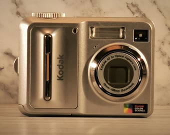 Vintage Kodak Easyshare C330 Digital Camera, 4MP Retro Point