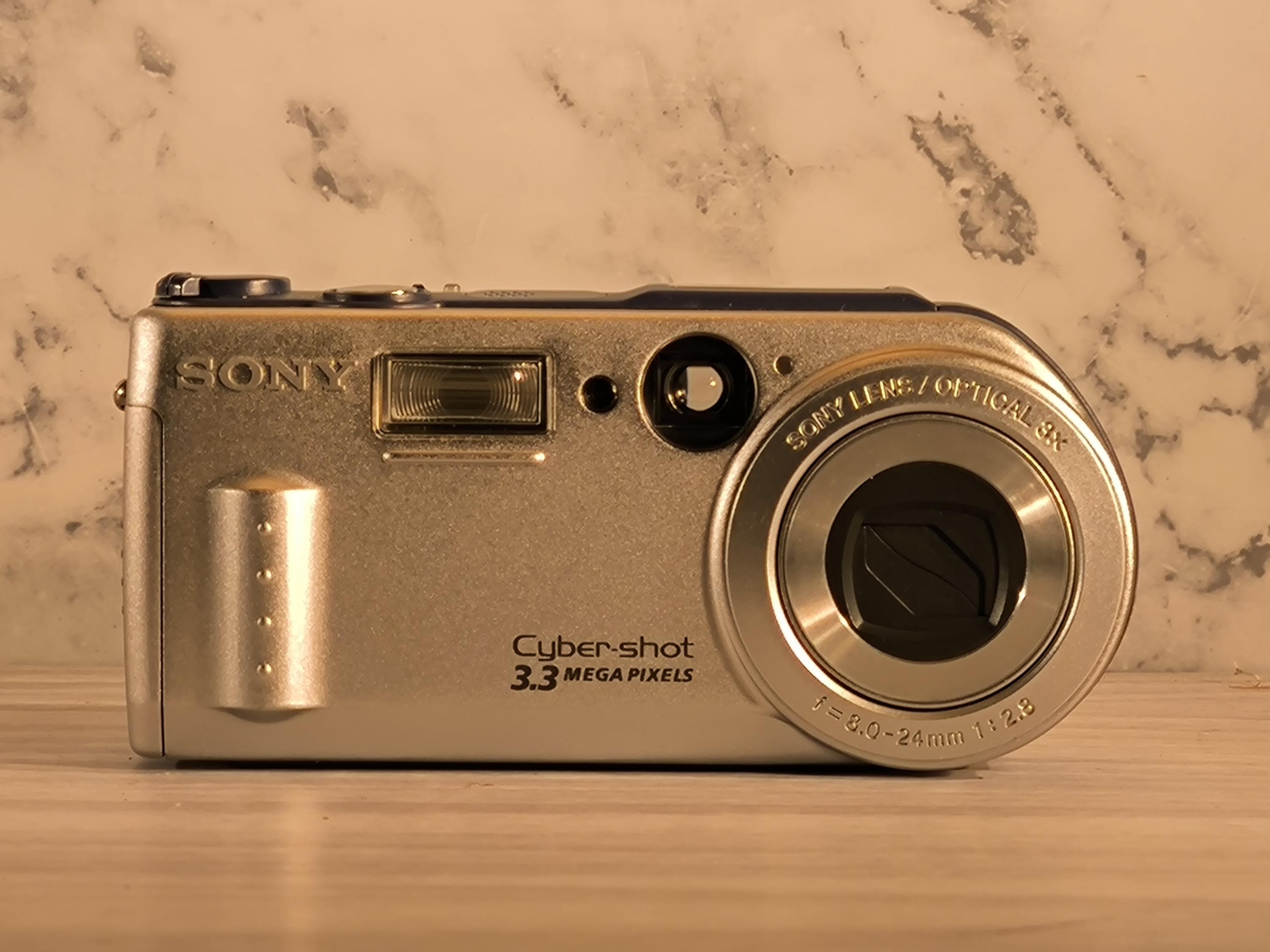 Nikon Coolpix P1 - Etsy
