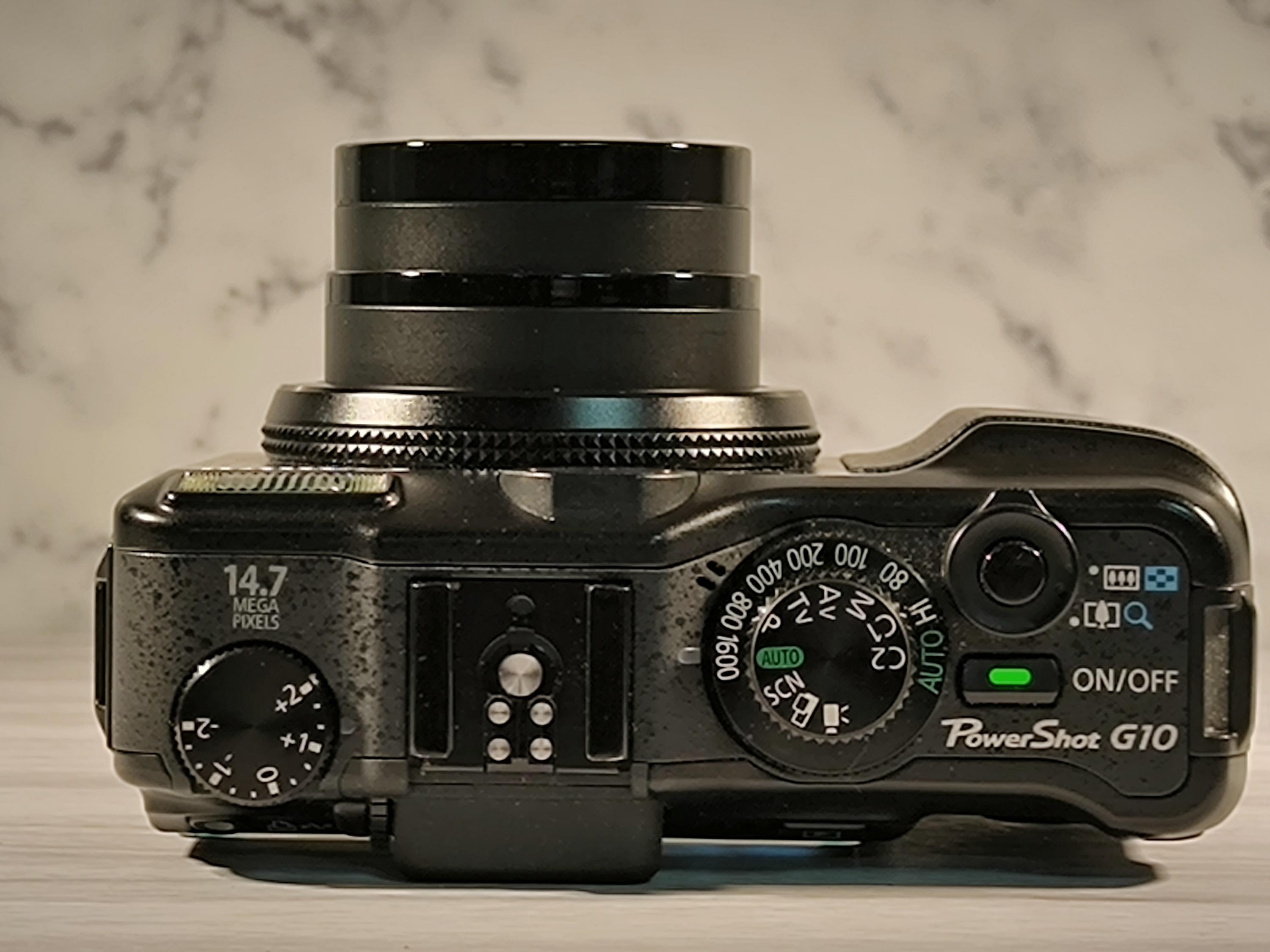 キャノン　Canon PowerShot G10 Canon PowerShot G10 Digital Point & Shoot Camera