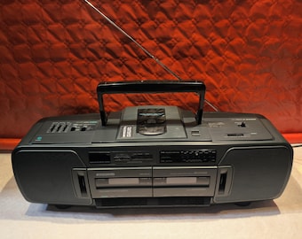 Vintage Boombox Double Cassette Compact Disc 2 Band Radio