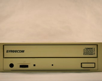 パナソニックCDプレーヤー分解アート、機能的な音楽プレーヤー、レトロ