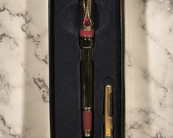 Vintage Hachette Fountain Pen
