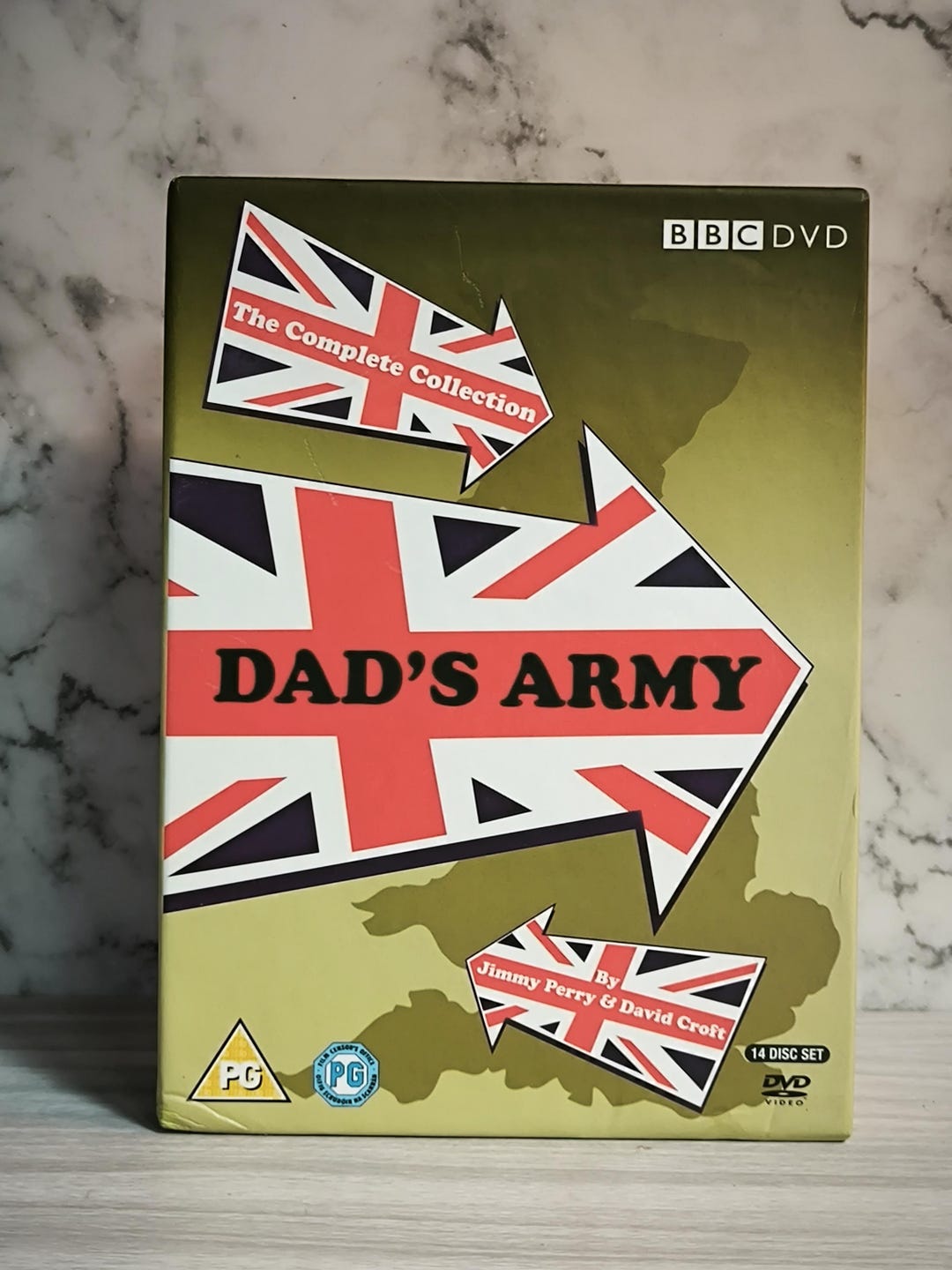 【新品訳有】FLAG-フラッグ-コンプリートDVD-BOX(全13話) 中古】FLAG -フラッグ- コンプリート DVD-BOX （全13話， 420分） 高橋
