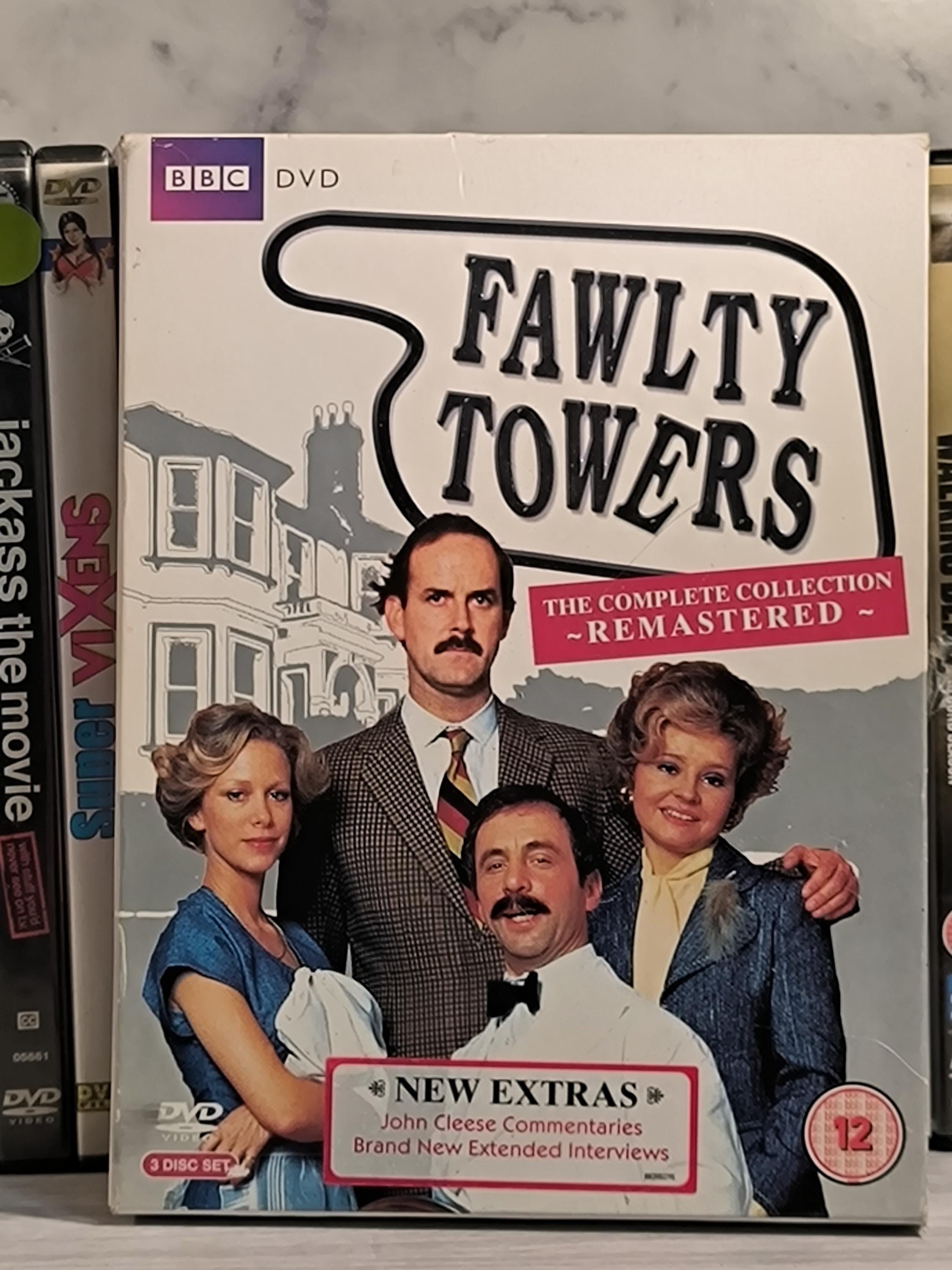 フォルティタワーズ コンプリートDVDボックス〈3枚組〉 フォルティ・タワーズ コンプリート・コレクション リマスター版 DVD