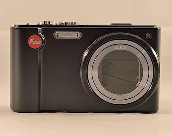 Leica Digital Camera V-Lux 20 Mint Condition