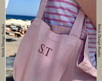 Personalised Embroidered Beach Bag, shopping bag, bridesmaids gift - Sustainable and Stylish!