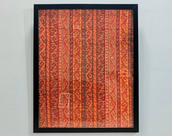 Framed Turkish Kilim Rug, Vintage Woven Wool Wall Decor (1'3'' x 1'6'')