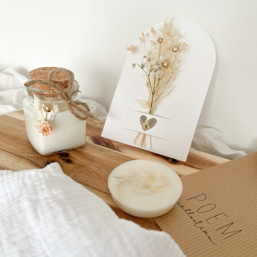Coffret Cadeau Luxe Bougie Parfumée Et Fleurs - Boîte Dorée Avec Ruban, Prêt à Offrir, Senteur Naturelle Apaisante - 14