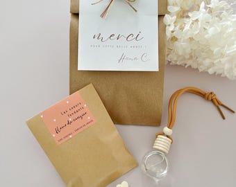 Cadeau maîtresse fin d'année | Diffuseur voiture parfumé & fondants | Cadeau ATSEM nounou maître | Coffret remerciement personnalisé