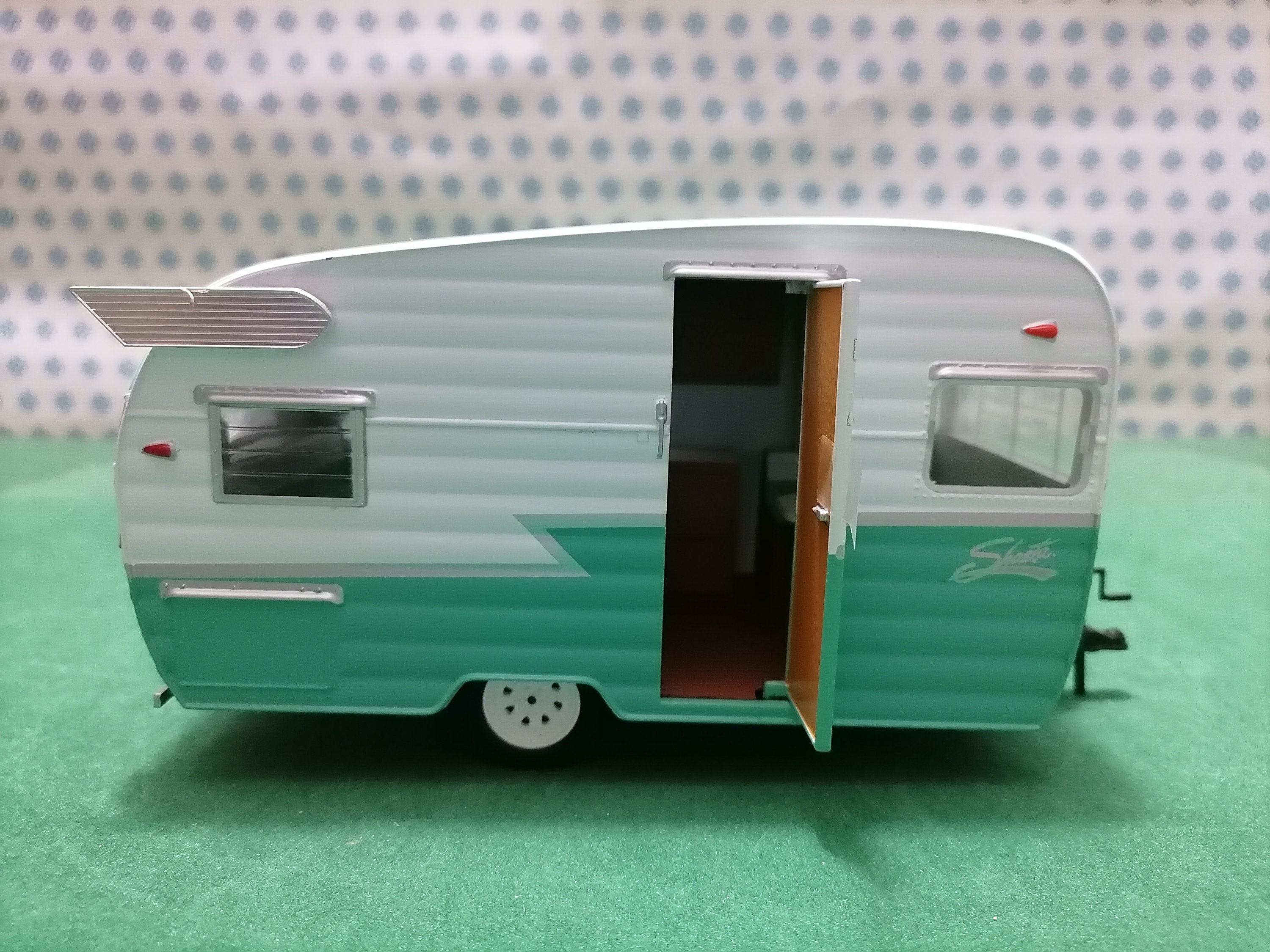 Kit de caravane miniature rétro à l'échelle 1:48. -  France