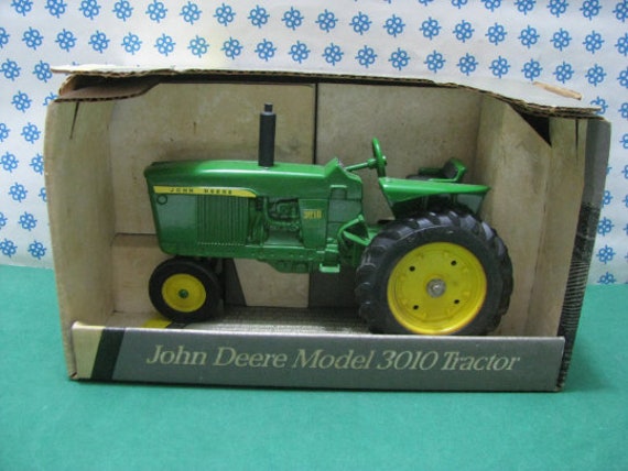 John deere hotsell 3010 toy tractor