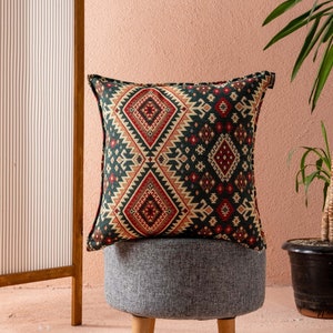 All Size Kilim Ethnic Cushion Cover, Rug design pillow cover, Authentic cushion cover, Home Decor Cushion Case, New Home Gift