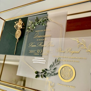 Invitación de quinceañera, invitación elegante de quinceañera, tarjeta RSVP, verde esmeralda, invitación con patrón de hojas, sobre verde esmeralda