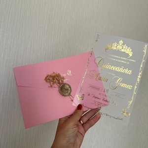 Invito personalizzato per la festa di Quinceañera in acrilico: busta rosa, Sweet Sixteen