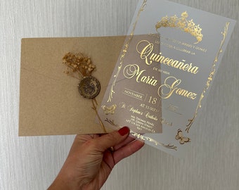 Quinceañera Invitation, Kraft Envolope and Frozen Acyrlic, Crown Pattern invitation, Elegant Invitation