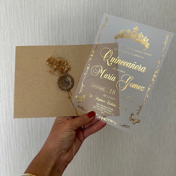 Quinceañera Invitation, Kraft Envolope and Frozen Acyrlic, Crown Pattern invitation, Elegant Invitation