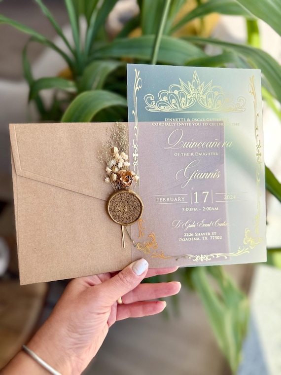 Frozen Acrylic Quinceañera Invitation: Kraft Envelope, Crown Pattern
