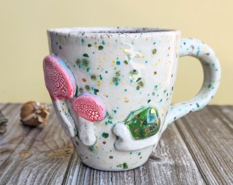 Handmade Gold Gilded Mushroom Mug – Ceramic Nature Inspired Snail Cup – Unique Kitchen Gift