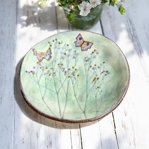 Handmade Ceramic Butterfly Plate – Gold Detailed Floral Pottery – Food Safe Nature Inspired Decor – Whimsical Gift Idea
