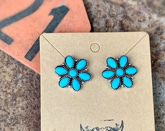 Turquoise Floral Cluster Stone Western Stud Earrings , Southwestern Jewelry