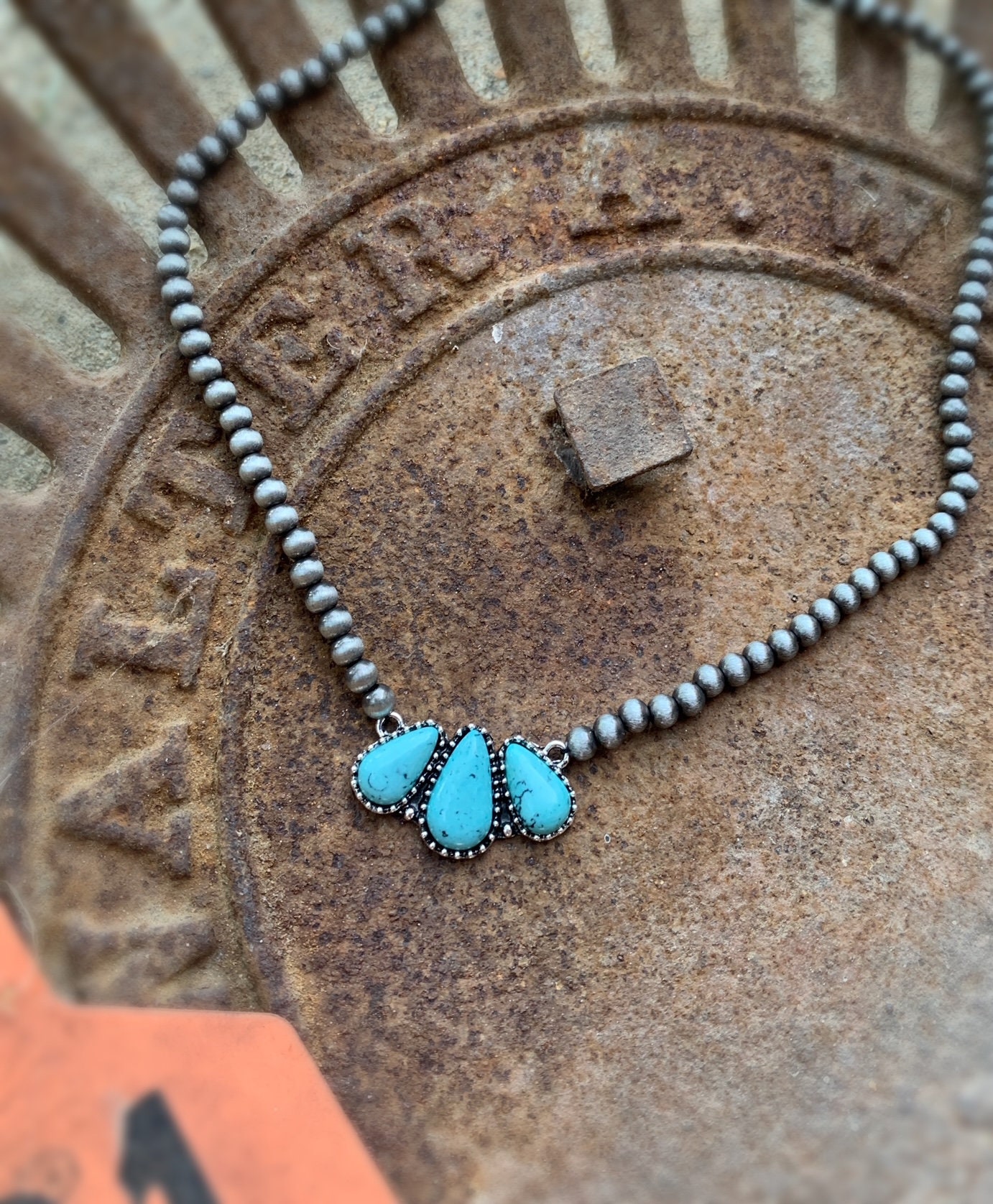 Turquoise Cluster Stone Necklace with Faux Navajo Bead Western Necklace