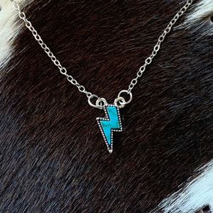 Western Lightning Bolt Faux Turquoise Pendant Necklace