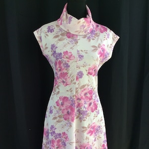 1970&#39;s VINTAGE Floral Polyester Disco Secretary Cowl Neck Dress S
