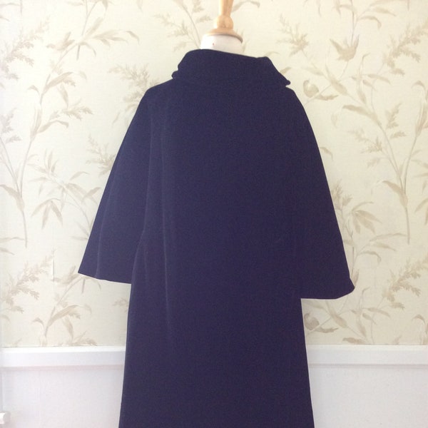 1940s 1950s VINTAGE Luxurious VELVET OPERA Swing Trapeze Coat Bell Sleeves