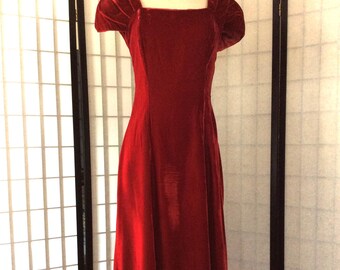 1980s does 1940s Vintage Hourglass Fit RED VELVET CHRISTMAS Party Midi Dress Open Back
