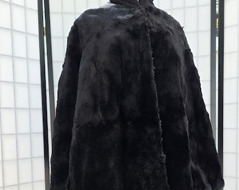1940s Vintage Luxurious Sheared Fur Opera Cape Coat Jacket