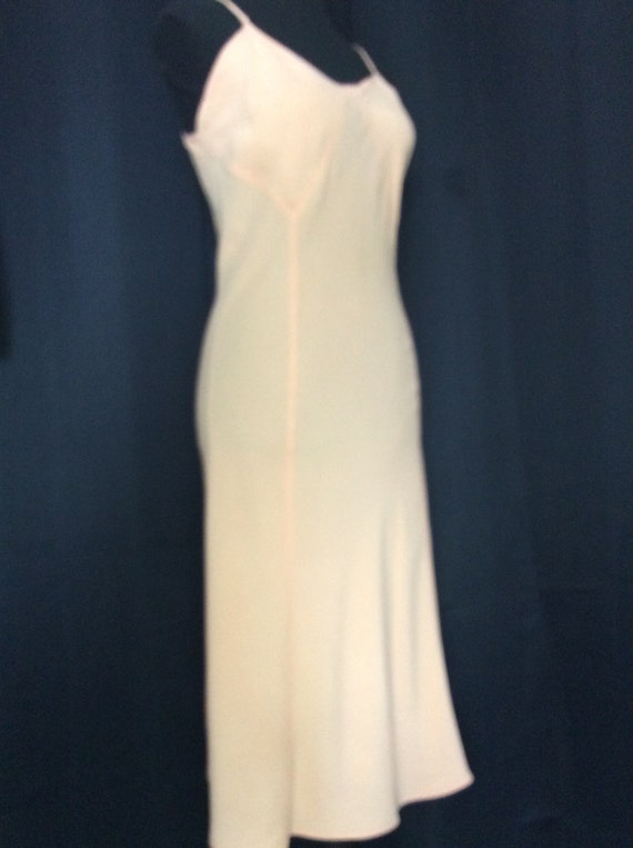 RARE 1940s VINTAGE Rayon Crepe Peach Dress Bias S… - image 4