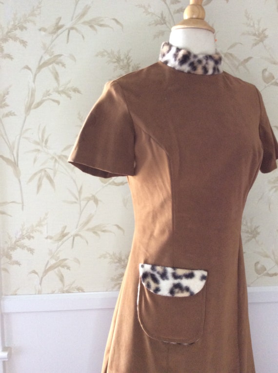 1960s Mod VINTAGE Faux Suede & Leopard Print Mini… - image 5