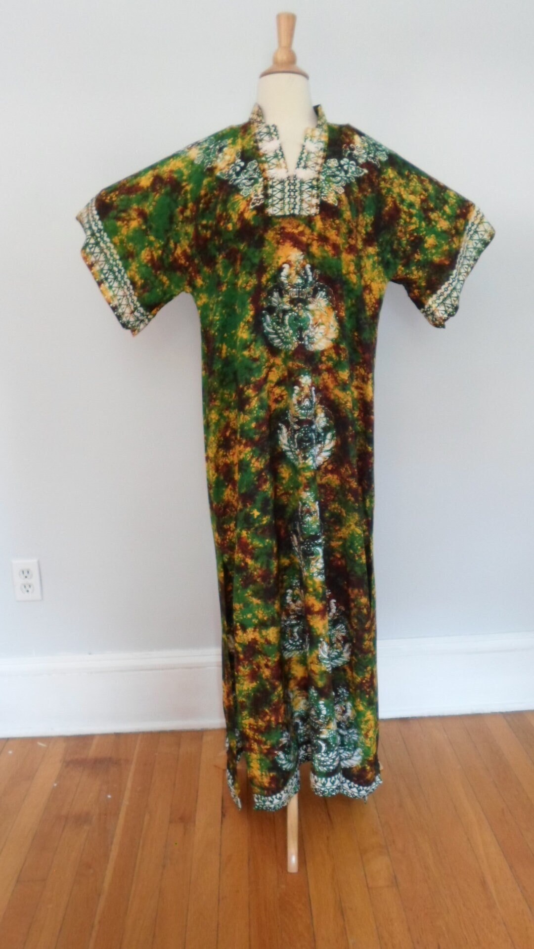 1970s VINTAGE Batik Dye KIMONO Bohemian Hippy Kaftan Maxi Festival ...