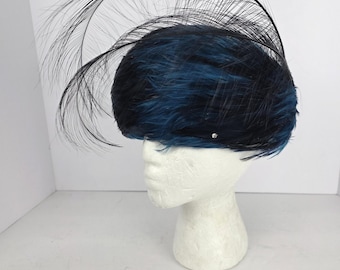 1950s 1960s Vintage Mr. John Moderne Feather Fascinator Hat